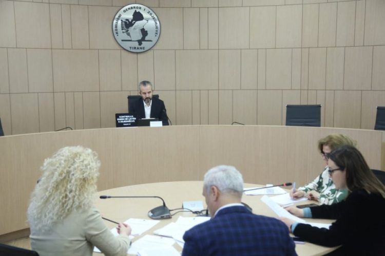 KQZ ndan fondet, Alibeaj pa kandidatë merr 1 milion dollarë