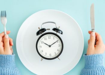 “Dietat me ndërprerje mund të shkaktojë probleme të fertilitetit”