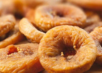 Ja 5 arsyet pse duhet ta konsumoni shpesh fikun e thatë