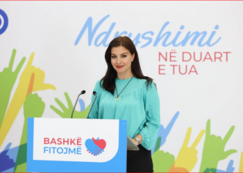 PD denoncon: AKSHI jep 9.7 miliardë lekë tender pa garë