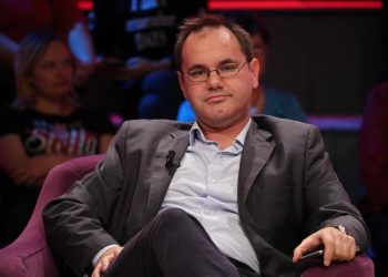 Votim pa zgjedhje në Shqipëri