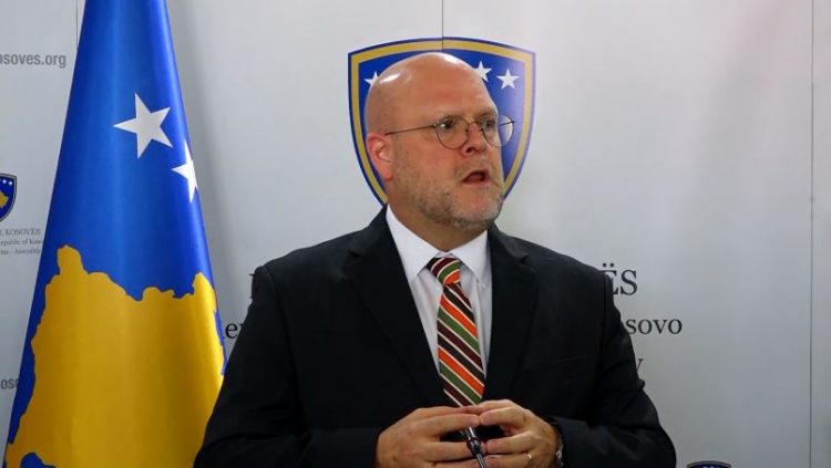 Hovenier: Kush pengon zgjedhjet në Kosovë, do të ketë pasoja