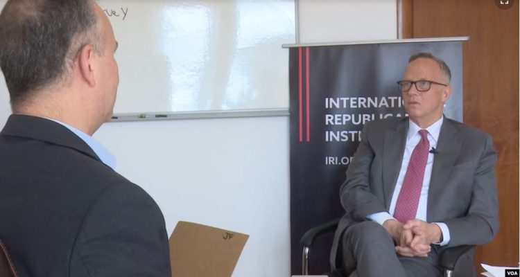 IRI: Ekonomia dhe korrupsioni, shqetësime kryesore të qytetarëve