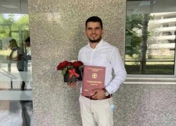 Ndaloi për të ndihmuar të aksidentuarit, goditet fatalisht shqiptari