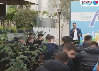 VIDEO/Këlliçi me të rinjtë: Do jeni pjesë e administratës në bashki