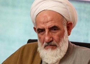 Ekzekutohet me automatik në bankë kleriku i lartë