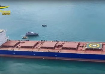 Video/ Kapen 850 kg kokainë brenda anijes në Venecia