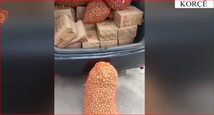 Mallra kontrabandë/ Në pranga 3 shtetas, mes tyre një doganier
