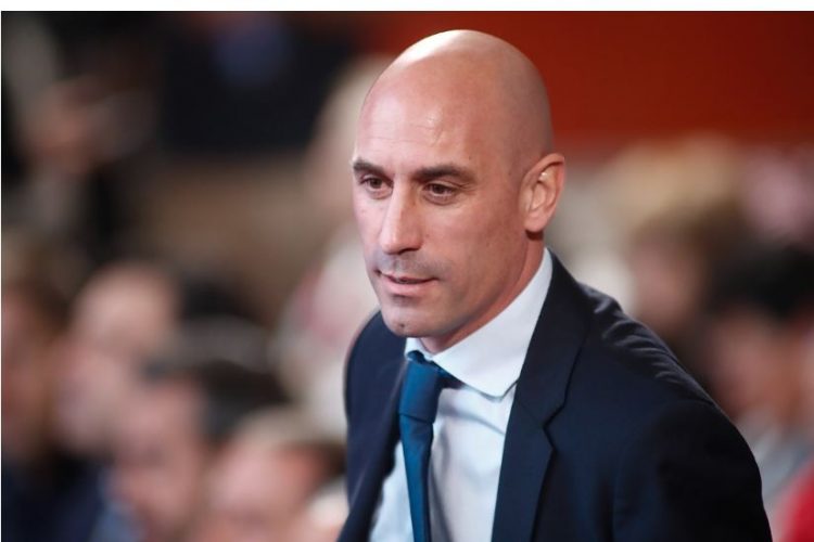 A po kthehet Messi te Barça? Çfarë thotë kreu i federatës spanjolle