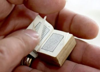 Gjendet në Shqipëri Kurani më i vogël në botë, historia e veçantë