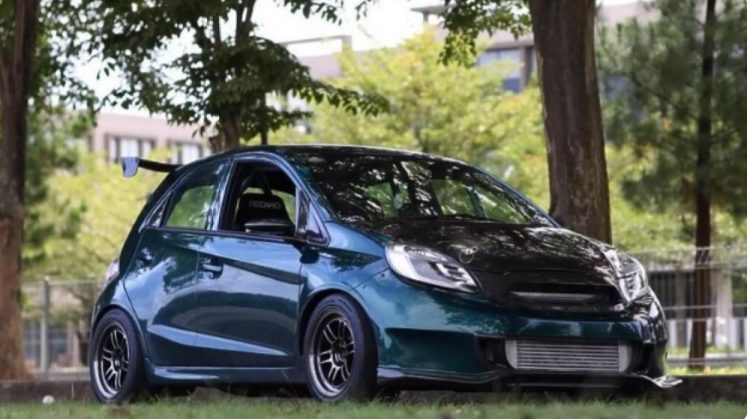 “Mini” Honda zhvillon 400 kuaj/fuqi