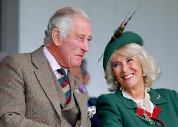 Zbulohet dhurata që Mbreti Charles i bëri Camillës para kurorëzimit