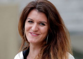 Ministrja franceze do shfaqet e zhveshur në kopertinën e Playboy