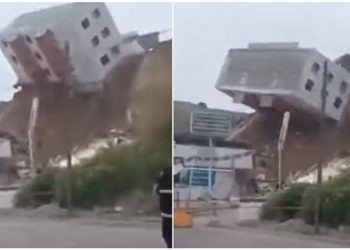 VIDEO/ Si prej letre,ja si rrëzohet ndërtesa nga rrëshqitja e dheut