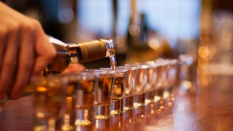 Piu 22 ‘doza alkooli’, britaniku vdes brenda një klubi në Poloni