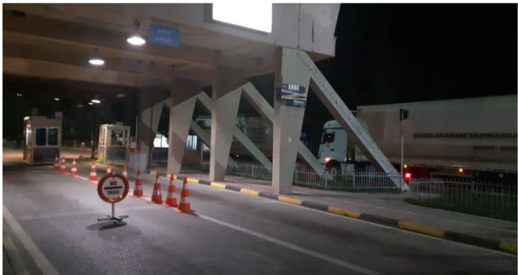 Çifti rumun kapet me 80 kg drogë në Kapshticë