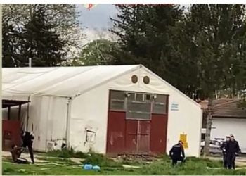 E tmerrshme, ja si policia serbe rreh emigrantët (VIDEO)