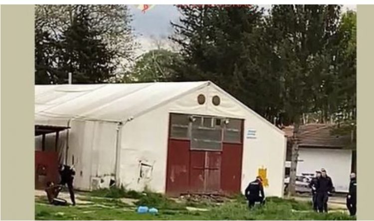 E tmerrshme, ja si policia serbe rreh emigrantët (VIDEO)