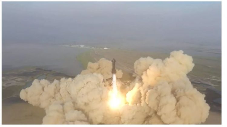 Starship i SpaceX niset drejt hapësirës, shpërthen në ajër