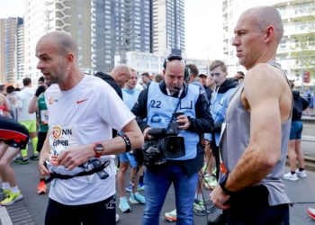 Sfida e re e Robben jashtë futbollit