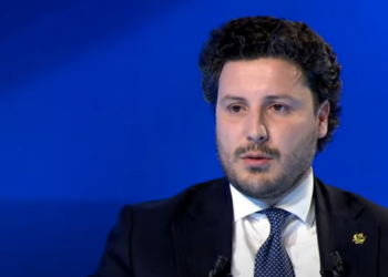 Abazoviç i bindur: Kemi pagën minimale më të madhe në rajon