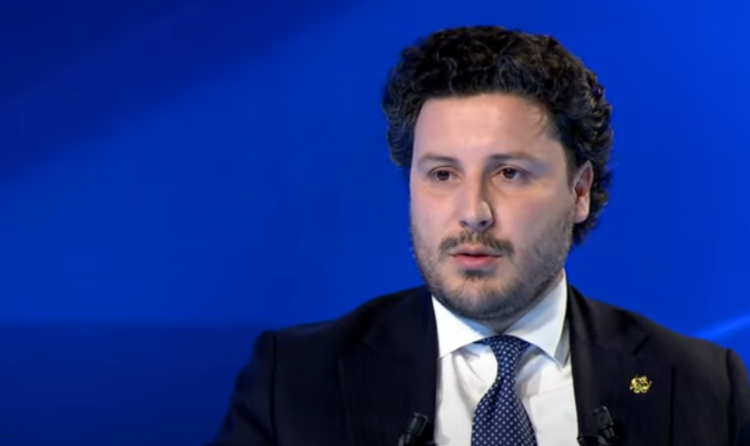 Abazoviç i bindur: Kemi pagën minimale më të madhe në rajon