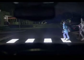 VIDEO/ Ide që shpëton jetë, kalimi i këmbësorëve me ndriçim LED