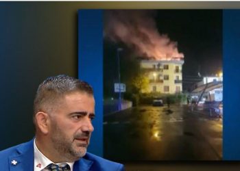 Shkrumbohet nga flakët vila e ish-deputetit shqiptar në Milano