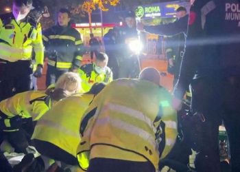 Kamarieri i vë flakën restorantit, dy persona të vdekur