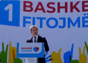Spahia kërkon edhe votën e socialistëve: Të festojmë ndryshimin