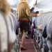 Stjuardesa tregon këpucët që nuk duhet të vishni në avion