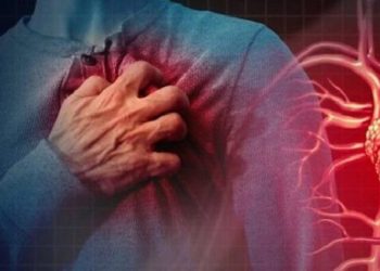 Dy simptomat që paralajmërojnë sulmin në zemër