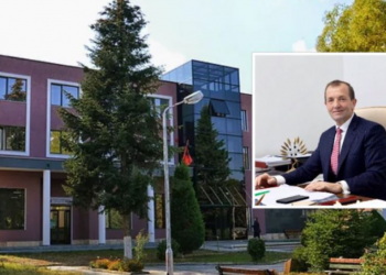 Gëzim Topçiu ‘privatizon’ Bashkinë Maliq, 350 MLN Lekë pa garë për asfaltimin