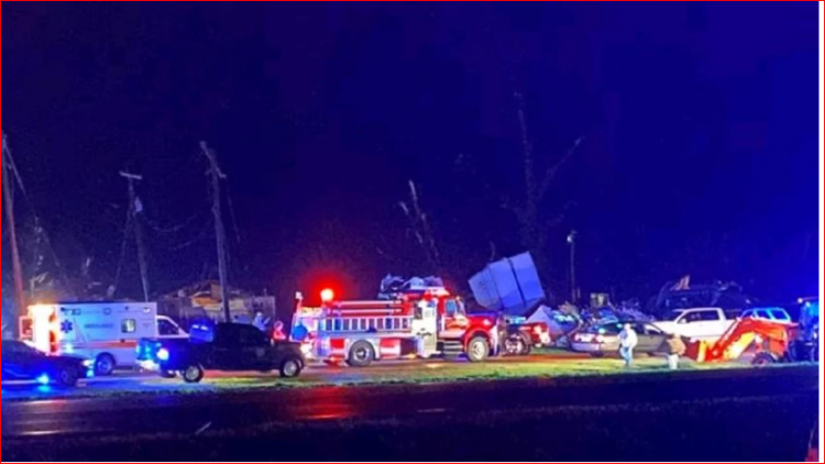 Tornado në SHBA/ Shembet çatia e teatrit, ndërron jetë një person