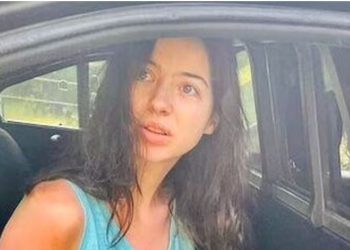 E padëgjuar. Abuzoi seksualisht me një qen, arrestohet 19-vjeçarja