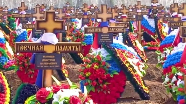 Mbi 200 varre të mercenarëve të Wagner zbulohen në Siberi