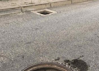 ‘Skifterët’ vjedhin kapakët e pusetave në Bulqizë