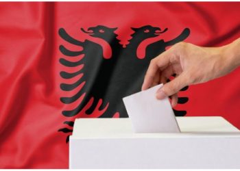 FOTO/ Ja si do të jenë fletët e votimit për Tiranën
