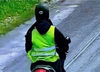 FOTO/ Vrasësi në Shëngjin ecën vetëm me motor