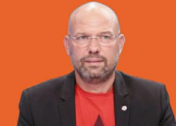 Manjani: Pushteti politik i ka hipur në qafë shtetit për të…