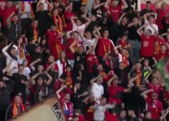 Ja si festojnë tifozët e Partizanit kur mësojnë humbjen e Tiranës