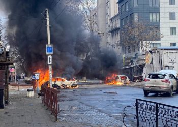 Rusia sulmon përsëri civilët ukrainas, dy viktima nga sulmi i fundit