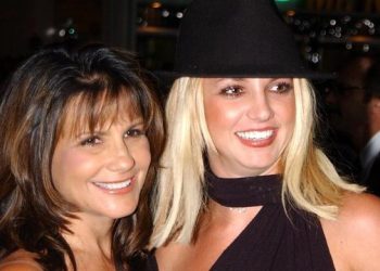 Diva e popit pajtohet më në fund me nënën e saj