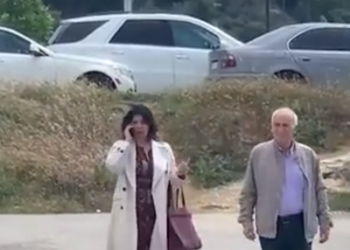 Ambasadorja greke në burgun e Vlorës, takohet me Fredi Belerin