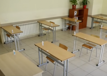 Maturantët nisin “provën e zjarrit”, provimi i parë është gjuha e huaj