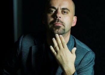 “Sa herë ke kryer marrëdhënie pa dashuri?”/ Albatrosi tregohet i sinqertë