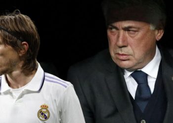 Ancelotti zbret në fushë me formacion sulmues kundër Cityt