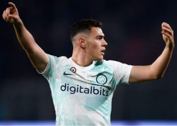 A do t’i japë Inzaghi një fanellë titullari Asllanit?