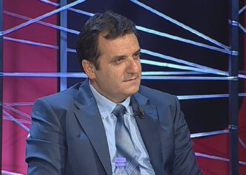 14 maji mes çunave problematikë dhe çunave indiferentë