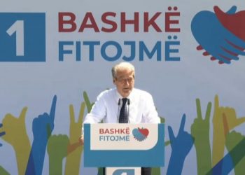 Berisha: Populli vuan për bukë, Rama udhëton në avion me dhomë gjumi